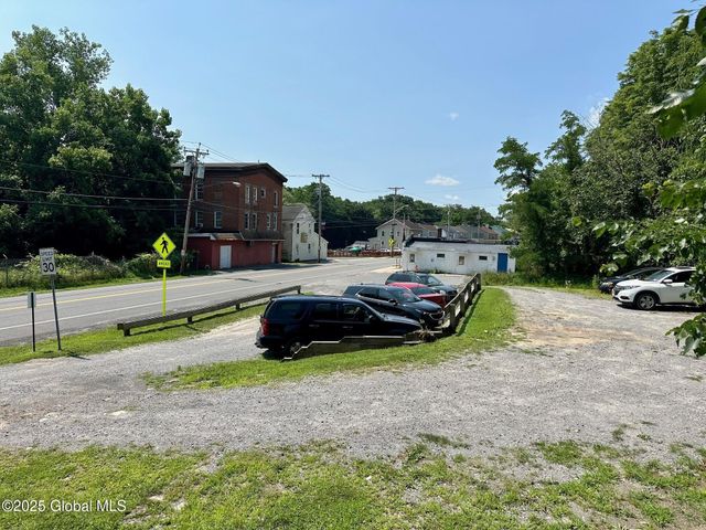 50-52 Gates Avenue, Victory, NY 12884