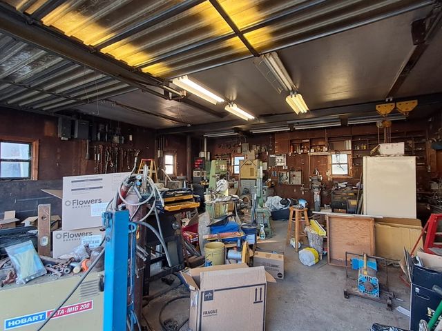 103 E South Street, Prairie City, IA 50228