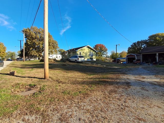 103 E South Street, Prairie City, IA 50228