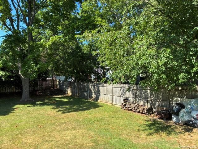 169 W 21st Street, Huntington Station, NY 11746