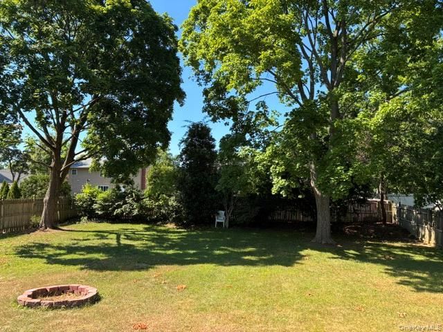 169 W 21st Street, Huntington Station, NY 11746