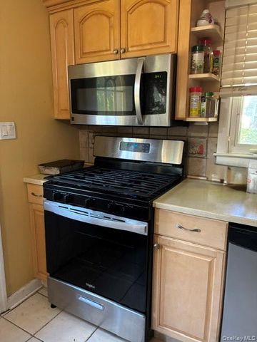 169 W 21st Street, Huntington Station, NY 11746
