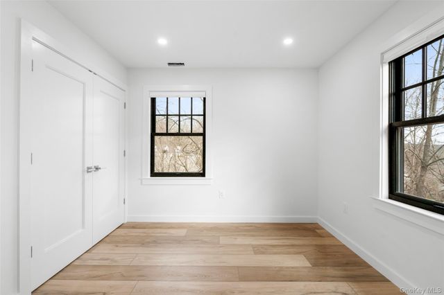 27 Choate Lane Unit A, Pleasantville, NY 10570
