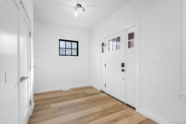 27 Choate Lane Unit A, Pleasantville, NY 10570