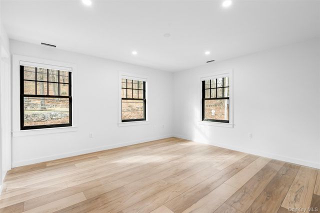 27 Choate Lane Unit A, Pleasantville, NY 10570