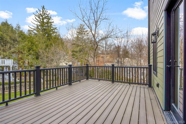 27 Choate Lane Unit A, Pleasantville, NY 10570