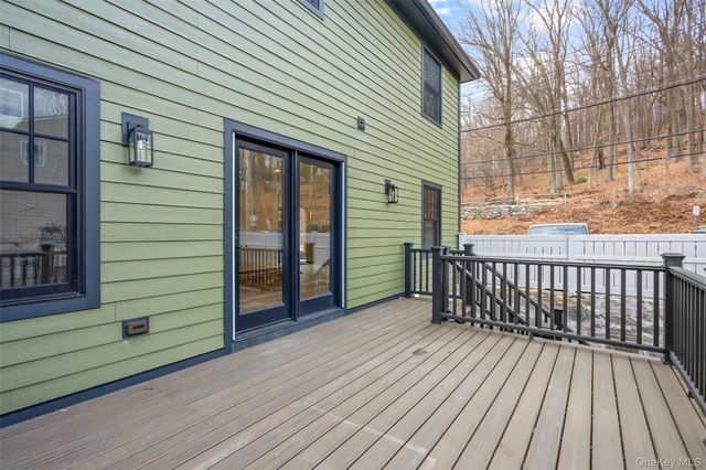 27 Choate Lane Unit A, Pleasantville, NY 10570