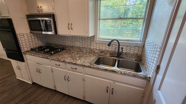 1728 Westchester Street, Denton, TX 76201