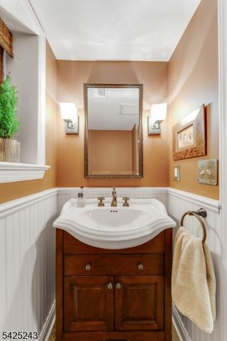 12 Hilltop Ter, Chatham Twp., NJ 07928