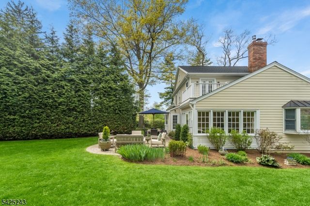 12 Hilltop Ter, Chatham Twp., NJ 07928