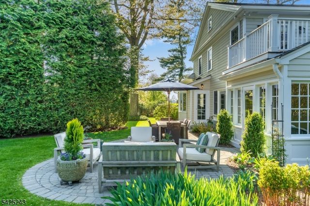 12 Hilltop Ter, Chatham Twp., NJ 07928