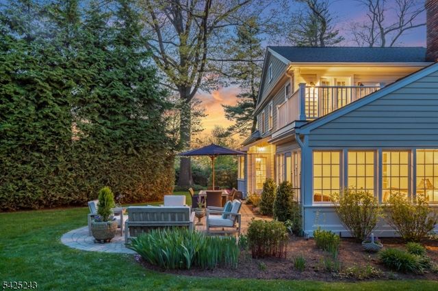 12 Hilltop Ter, Chatham Twp., NJ 07928