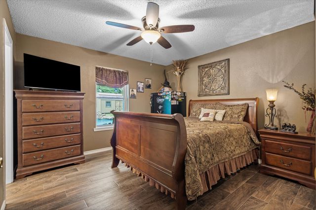 111 Dogwood Place, Van, TX 75790