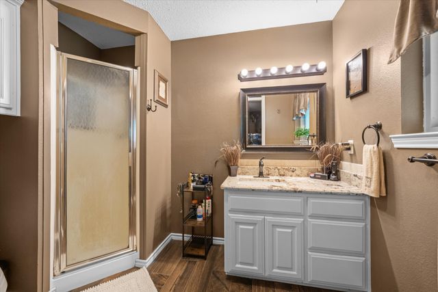 111 Dogwood Place, Van, TX 75790