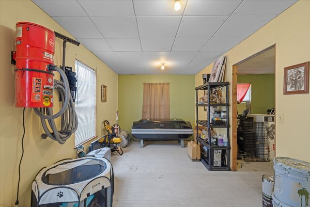 111 Dogwood Place, Van, TX 75790