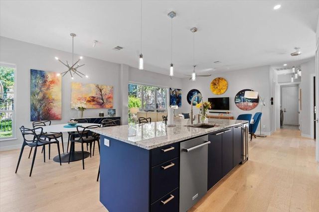 14521 American Kestrel DR, Austin, TX 78738