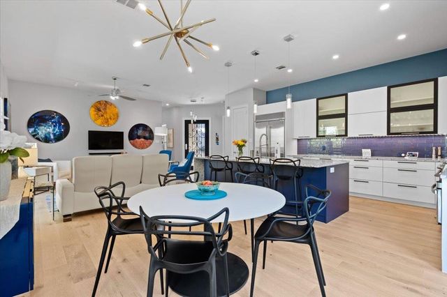 14521 American Kestrel DR, Austin, TX 78738
