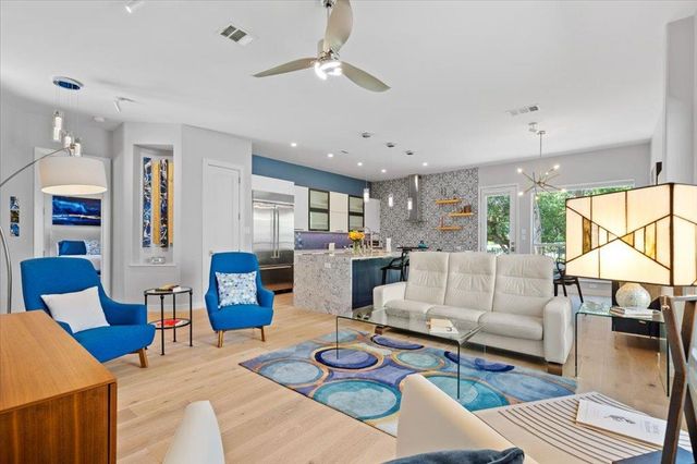 14521 American Kestrel DR, Austin, TX 78738