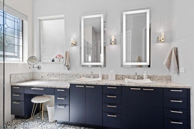 14521 American Kestrel DR, Austin, TX 78738