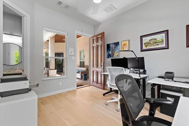 14521 American Kestrel DR, Austin, TX 78738