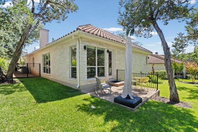 14521 American Kestrel DR, Austin, TX 78738