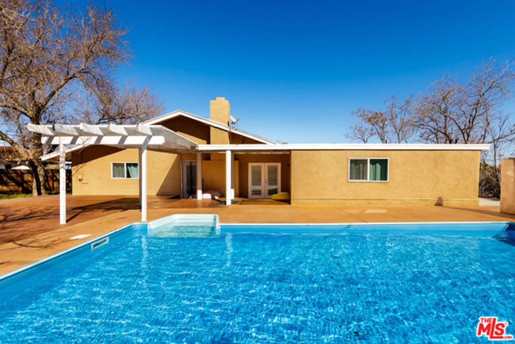 56839 Bonanza Drive, Yucca Valley, CA 92284