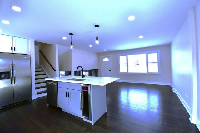 16400 Roy Street, Oak Forest, IL 60452