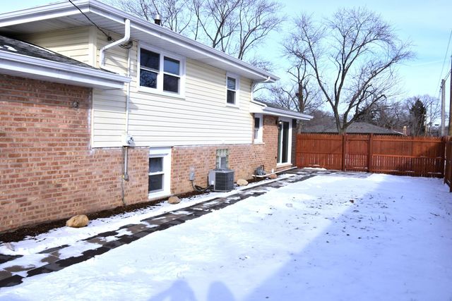 16400 Roy Street, Oak Forest, IL 60452
