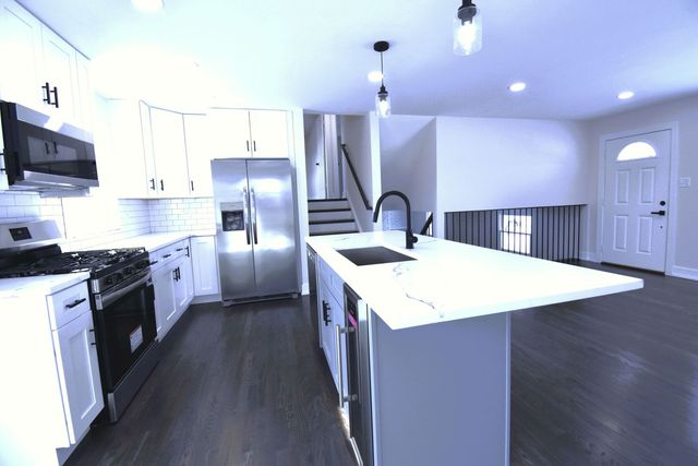 16400 Roy Street, Oak Forest, IL 60452