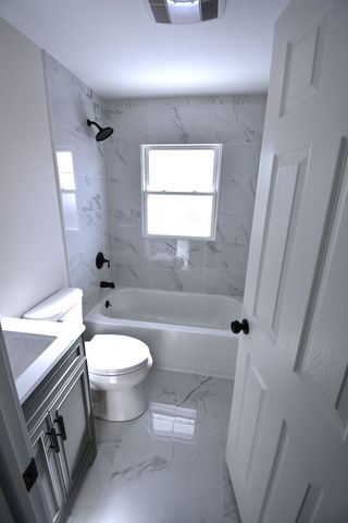 16400 Roy Street, Oak Forest, IL 60452