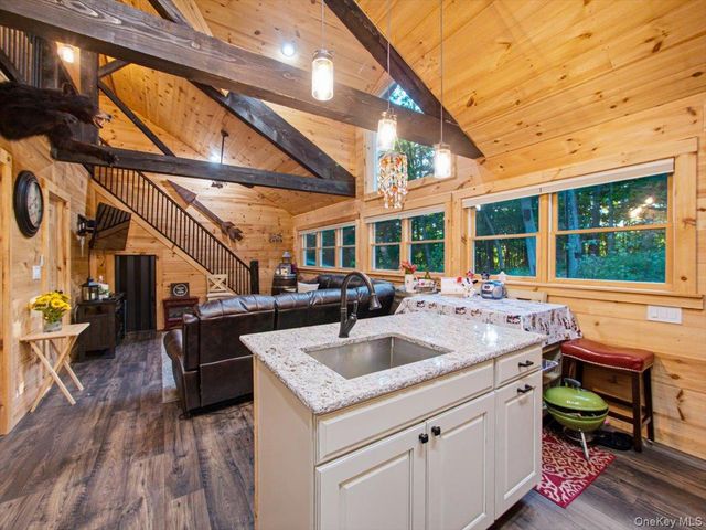 266 Sylvan Lake Rd B-19, Hopewell Junction, NY 12533