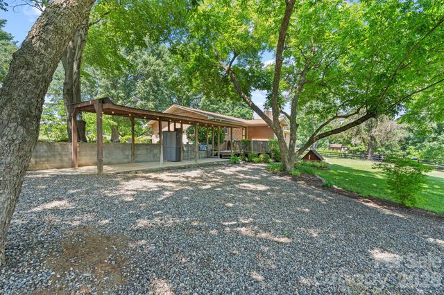 256 Johnson Dairy Road, Mooresville, NC 28115