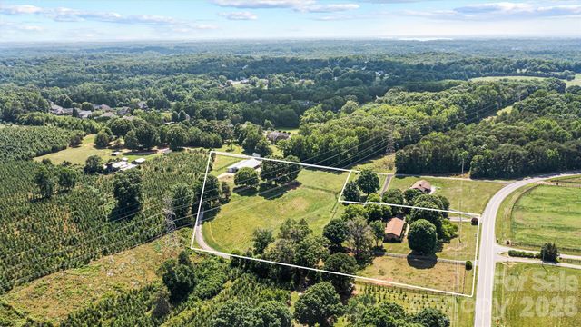 256 Johnson Dairy Road, Mooresville, NC 28115