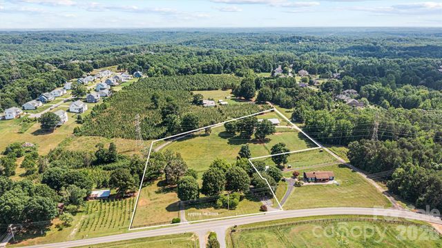 256 Johnson Dairy Road, Mooresville, NC 28115