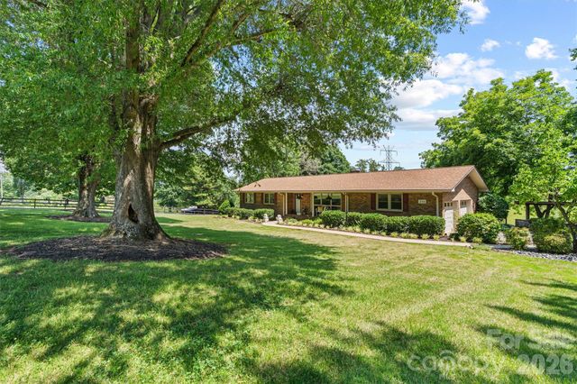 256 Johnson Dairy Road, Mooresville, NC 28115