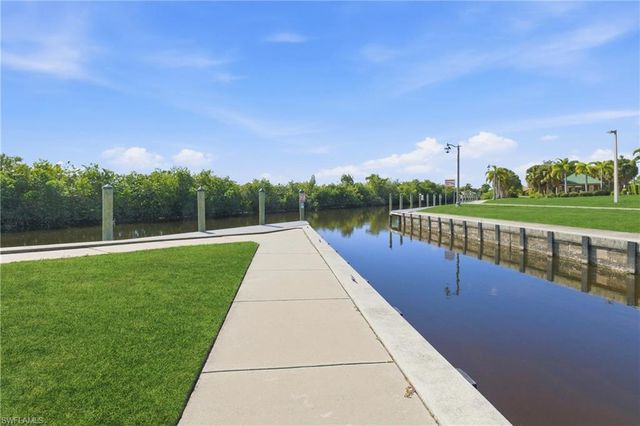 924 SE 24th AVE # A, Cape Coral, FL 33990