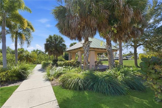 924 SE 24th AVE # A, Cape Coral, FL 33990