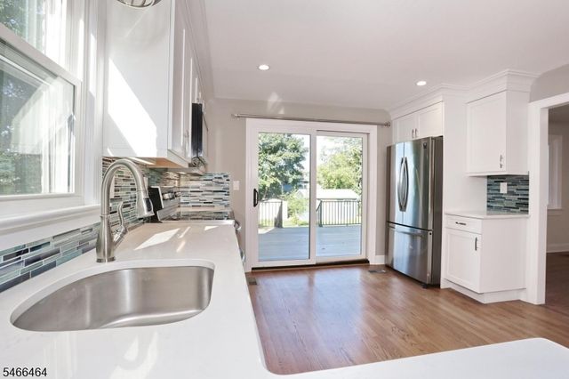 183 N Farview Ave, Paramus Boro, NJ 07652