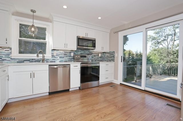 183 N Farview Ave, Paramus Boro, NJ 07652