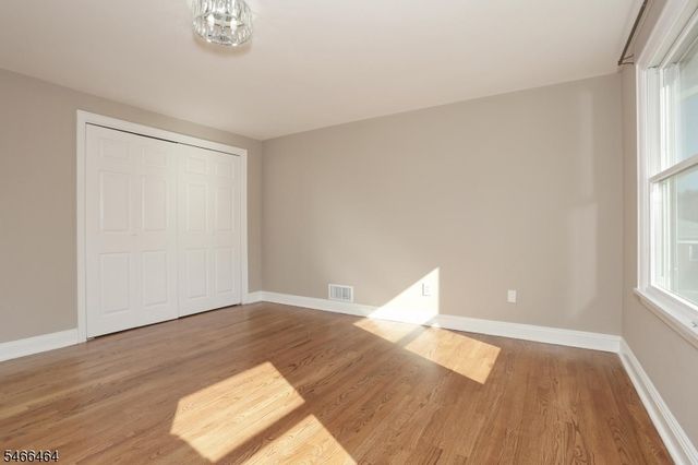 183 N Farview Ave, Paramus Boro, NJ 07652