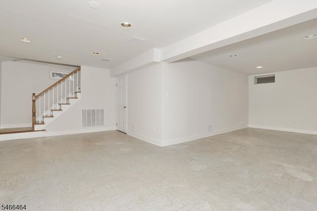 183 N Farview Ave, Paramus Boro, NJ 07652