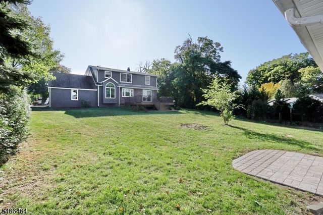 183 N Farview Ave, Paramus Boro, NJ 07652
