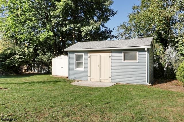 183 N Farview Ave, Paramus Boro, NJ 07652
