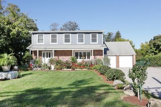 183 N Farview Ave, Paramus Boro, NJ 07652