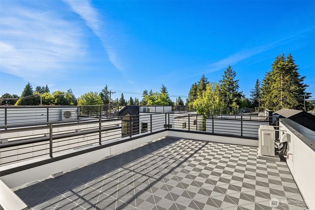9737 12th Avenue NW, Seattle, WA 98117