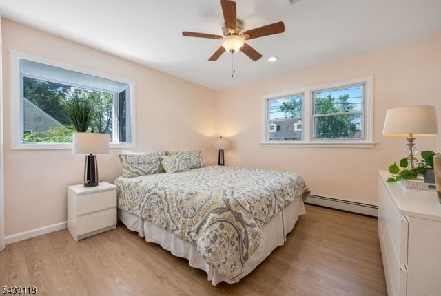 20 Riverview Cir, Little Falls Twp., NJ 07424