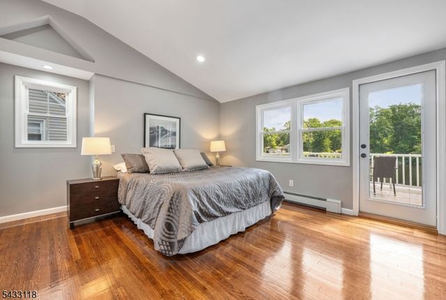 20 Riverview Cir, Little Falls Twp., NJ 07424