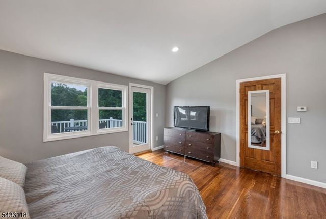 20 Riverview Cir, Little Falls Twp., NJ 07424