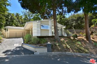 3553 Summerfield Drive, Los Angeles, CA 91423