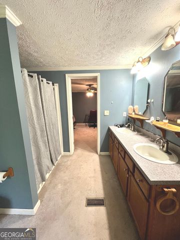 3266 Calhoun Falls Highway, Elberton, GA 30635